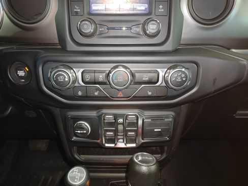 Used 2020 Jeep Gladiator Sport w/ Quick Order Package 24S AWD/4WD image 33