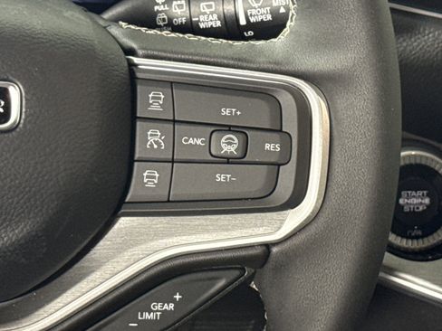New 2026 Jeep Grand Wagoneer Limited AWD/4WD image 18