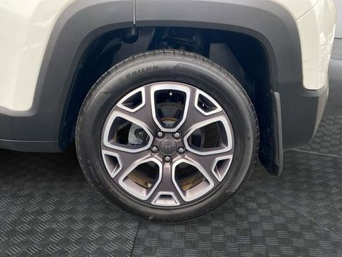 Used 2018 Jeep Renegade Limited w/ UConnect 8.4 Nav Group image 32