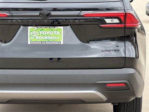 New 2026 Toyota Grand Highlander FWD image 5