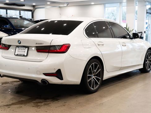 Used 2020 BMW 330i Sedan w/ Convenience Package image 4