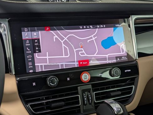 New 2026 Porsche Macan S image 31