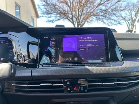 Used 2022 Volkswagen GTI SE image 48