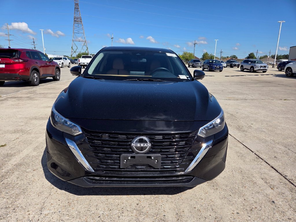 Used 2025 Nissan Sentra SV w/ SV Premium Package FWD image 8