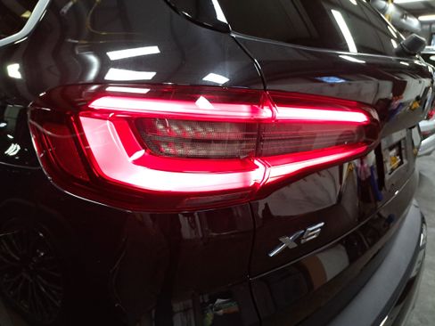 Certified 2023 BMW X5 sDrive40i w/ Premium Package RWD image 38