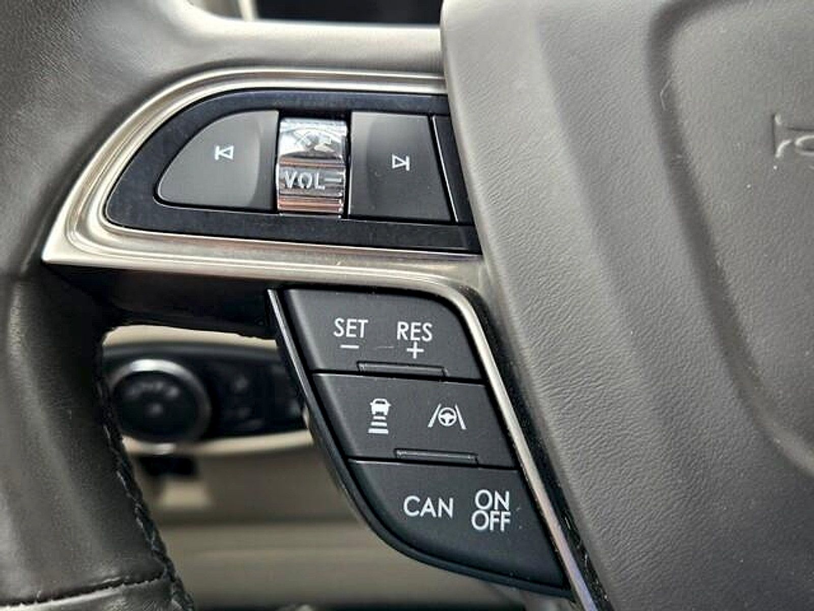 Used 2019 Lincoln Nautilus Reserve FWD image 25