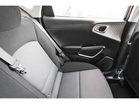 Certified 2023 Kia Soul S FWD image 13