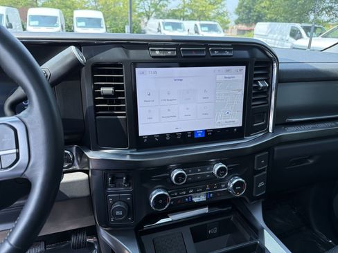 Used 2024 Ford F350 Lariat w/ Chrome Package AWD/4WD image 21