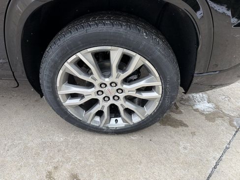 New 2026 GMC Acadia Denali w/ Super Cruise Package image 38