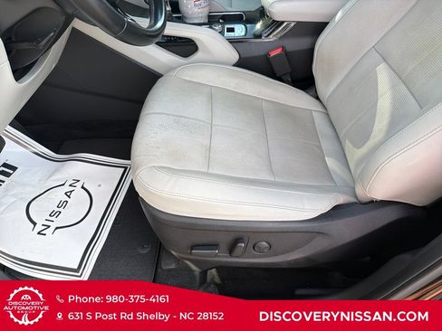 Used 2022 Kia Telluride EX w/ EX Premium Package FWD image 12