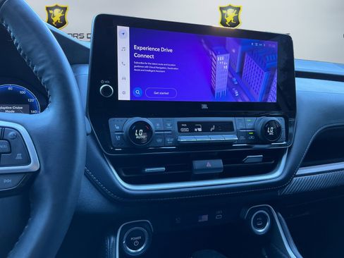 Used 2024 Toyota Grand Highlander Limited image 14