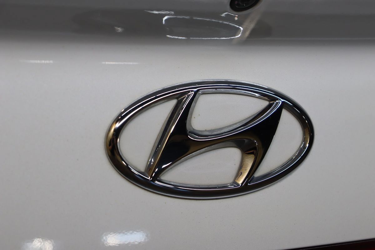 Used 2020 Hyundai Sonata SEL w/ Convenience + Sunroof Package FWD image 19