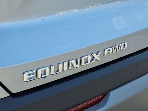 New 2026 Chevrolet Equinox LT w/ Convenience Package II image 18