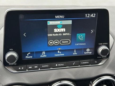 Used 2025 Nissan Sentra SV w/ Trunk Package image 22