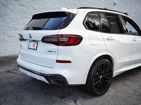 Used 2022 BMW X5 xDrive40i w/ M Sport Package AWD/4WD image 14