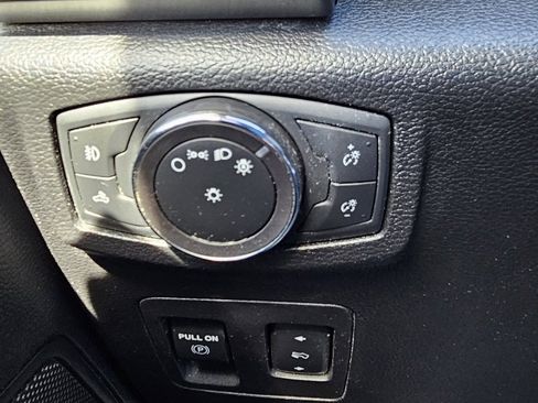 Used 2018 Ford F150 XLT w/ Equipment Group 302A Luxury image 17