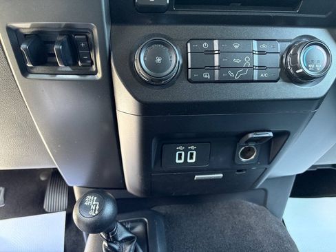 Used 2017 Ford F250 XLT AWD/4WD image 26