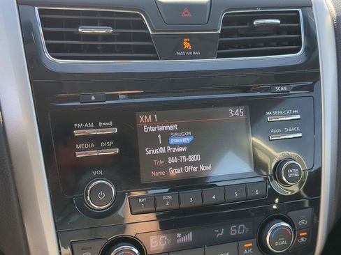 Used 2014 Nissan Altima 2.5 SL w/ Moonroof Package image 14