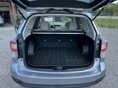 Used 2017 Subaru Forester 2.5i Premium w/ All-Weather Package image 17