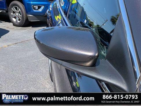 Used 2016 Chrysler 200 Limited w/ Anniversary Edition FWD image 11