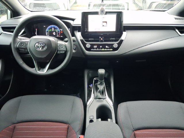 Used 2026 Toyota Corolla SE FWD image 7