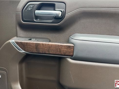 Used 2022 GMC Sierra 1500 Denali w/ Denali Reserve Package image 19