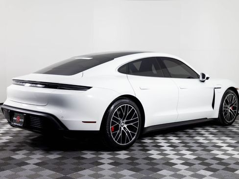Used 2021 Porsche Taycan 4S image 8
