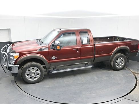 Used 2015 Ford F350 Lariat w/ Chrome Package image 32