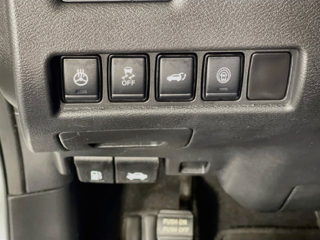Used 2022 Nissan Murano SL FWD image 11