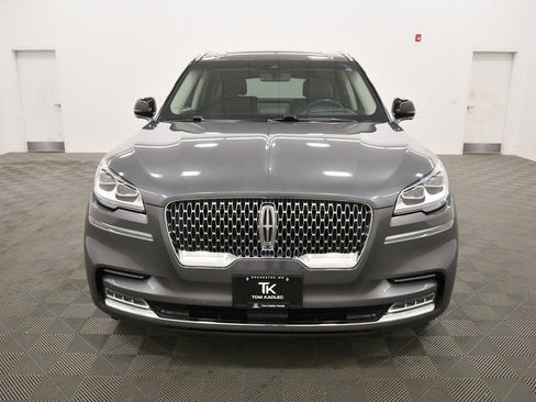 Used 2023 Lincoln Aviator Reserve w/ Equipment Group 201A image 11