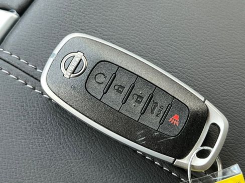 New 2025 Nissan Murano SL w/ Cargo Package image 30