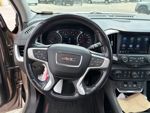 Used 2018 GMC Terrain SLT w/ Preferred Package AWD/4WD image 18