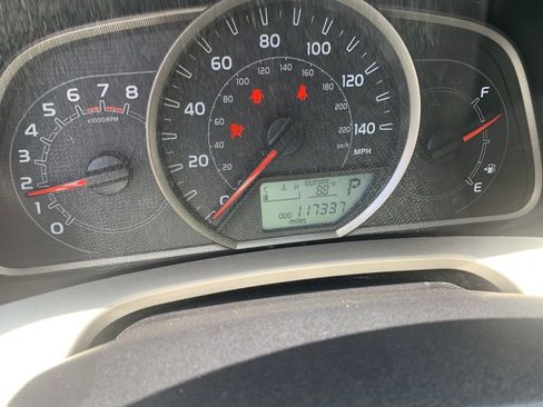 Used 2015 Toyota RAV4 XLE AWD/4WD image 4