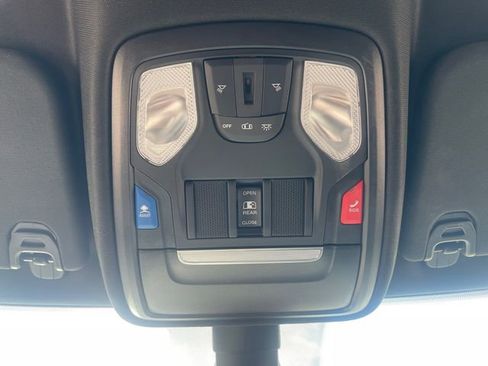Used 2023 RAM 1500 Big Horn AWD/4WD image 24