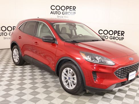 Used 2022 Ford Escape SE w/ Convenience Package FWD image 1