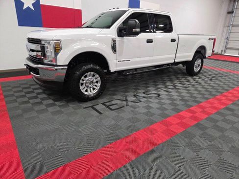 Used 2019 Ford F350 XLT AWD/4WD image 2