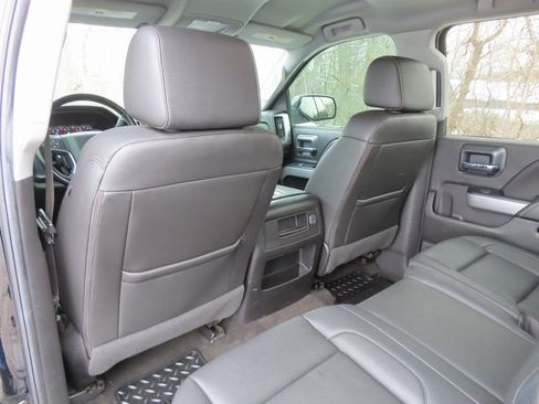 Used 2018 Chevrolet Silverado 1500 LTZ Z71 AWD/4WD image 33