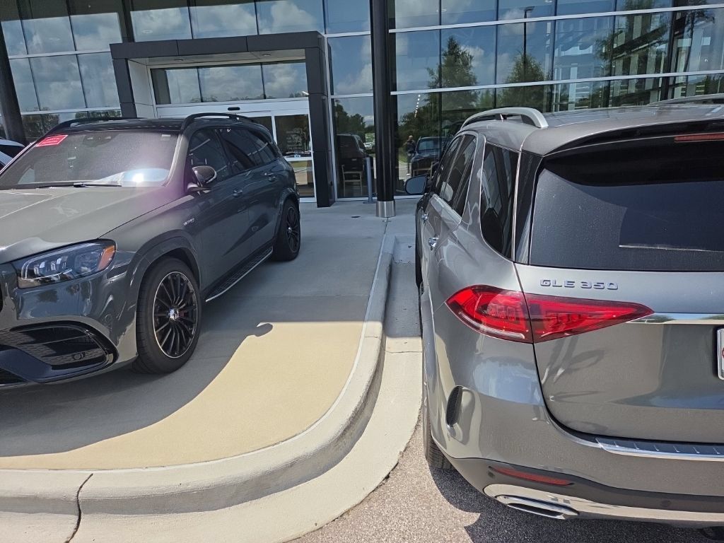 Used 2022 Mercedes-Benz GLE 350 4MATIC image 7