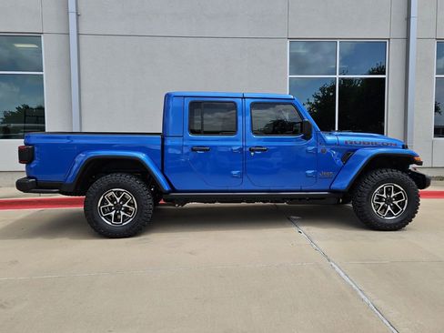 New 2026 Jeep Gladiator Rubicon AWD/4WD image 2