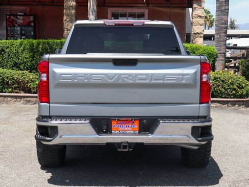 Used 2024 Chevrolet Silverado 1500 LT RWD image 7
