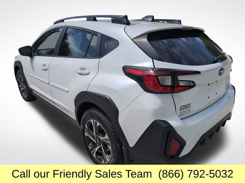 Used 2024 Subaru Crosstrek 2.0i Premium AWD/4WD image 3