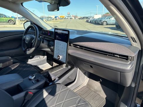 Certified 2024 Ford Mustang Mach-E Select image 22