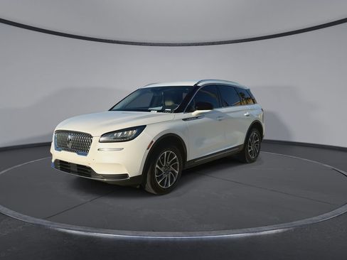 Used 2022 Lincoln Corsair FWD w/ Equipment Group 101A image 4