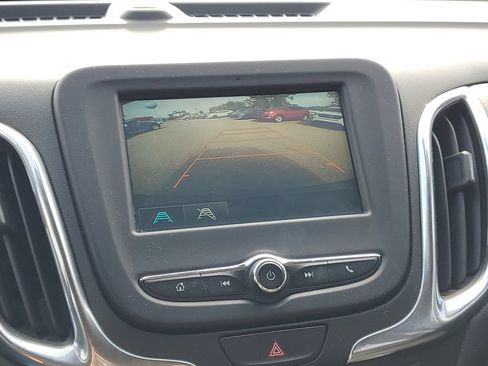 Used 2018 Chevrolet Equinox LT AWD/4WD image 26
