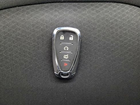 Used 2024 Chevrolet Malibu LT image 32