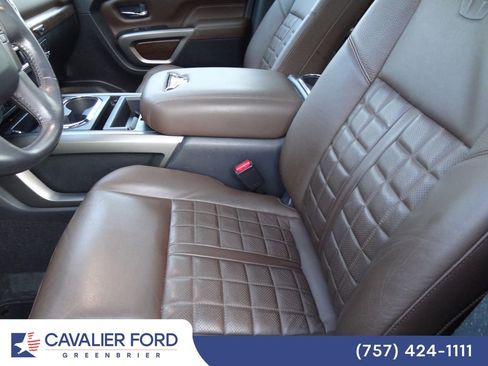Used 2023 Nissan Titan Platinum Reserve w/ Moonroof Package AWD/4WD image 7
