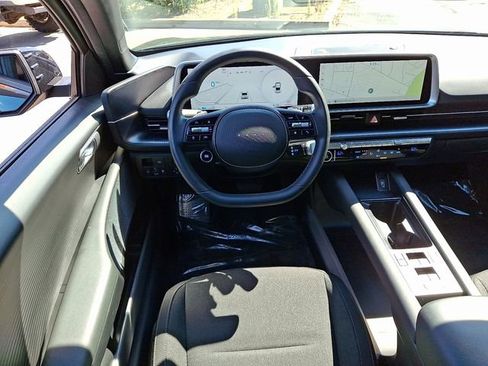Used 2023 Hyundai Ioniq 6 SE image 14