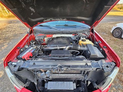 Used 2012 Ford F150 XLT w/ XLT Chrome Pkg image 20