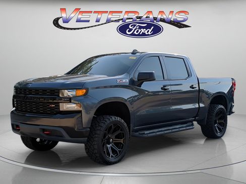 Used 2019 Chevrolet Silverado 1500 Custom Trail Boss w/ Custom Convenience Package AWD/4WD image 1
