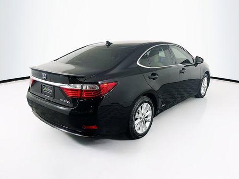 Used 2013 Lexus ES 300h w/ Luxury Pkg image 9